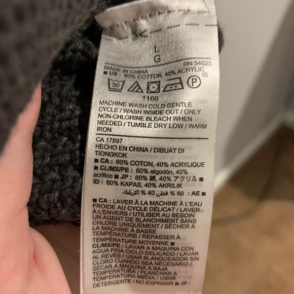 old navy - cozy sweater - Picture 5 of 5